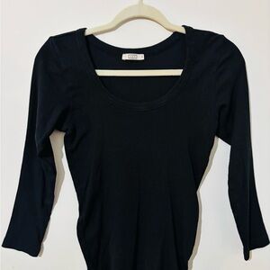 AYR ‘The Open Ended’ Black Long Sleeve Tee